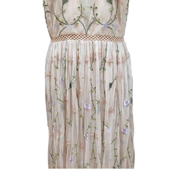 ASOS DESIGN pretty embroidered floral and sequin mesh maxi dress Size 12 - Picture 8 of 14